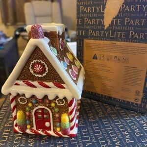 *RETIRED*  2016 PartyLite Iced Gingerbread Ceramic House Votive Candle Holder